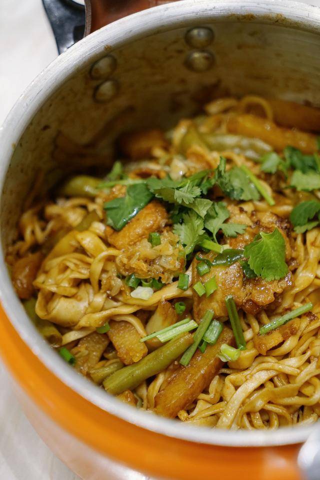 油焖龙虾做法大全——解锁海鲜美食新境界